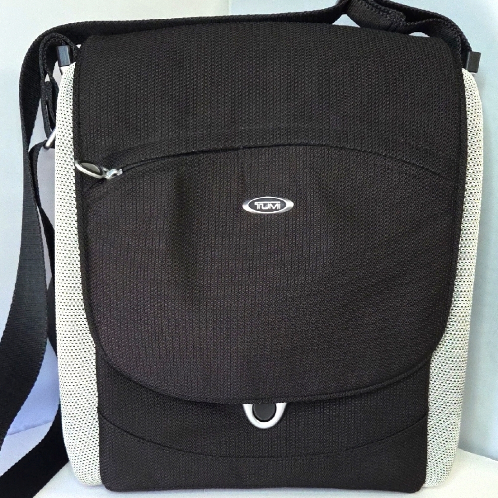 Tumi T3 Lexus Apex Travel Tote Shoulder Bag 6415STA